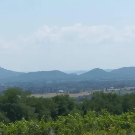 Casa Beata Nyaraló Lesencetomaj